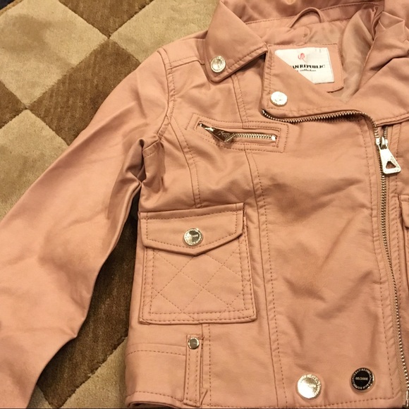 🌸SALE🌸Urban Republic- faux leather jacket - Picture 3 of 8